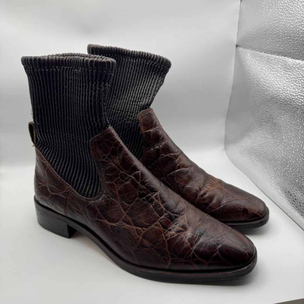 Louise et Cie Mens Brown Croc Embossed Leather Sock Ankle Boots Size 8.5M 39